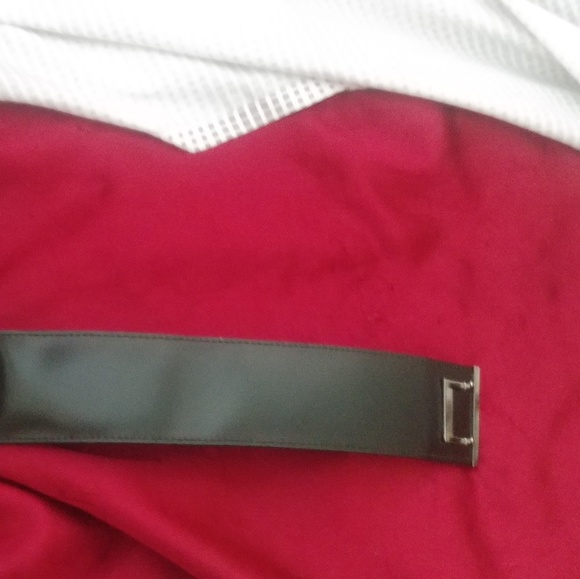 Gucci black leather belt soft interior silver hook - Picture 6 of 6